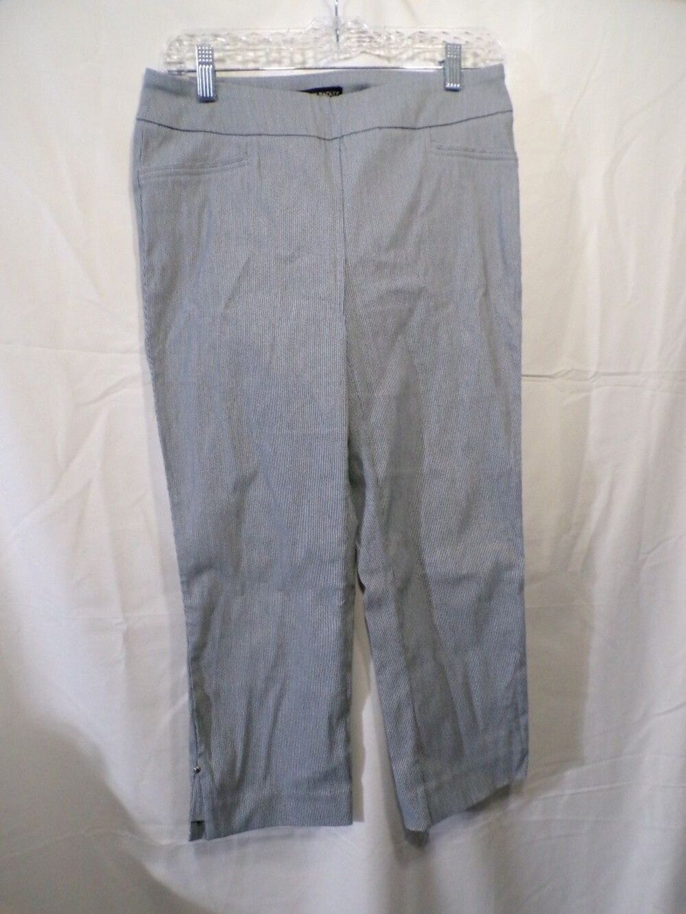 Hilary Radley Women Cropped Pull On Gray Pinstripe Pants Size S